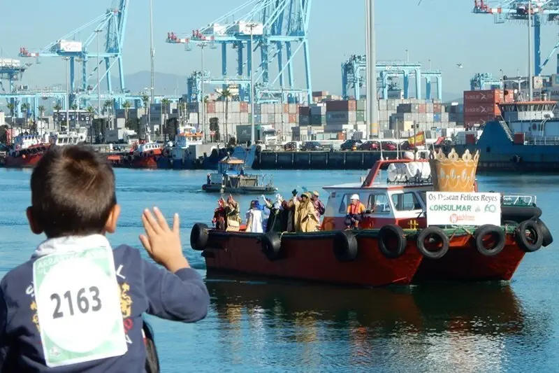 Las mejores im&aacute;genes del Arrastre de Latas 2017 en Algeciras (2)