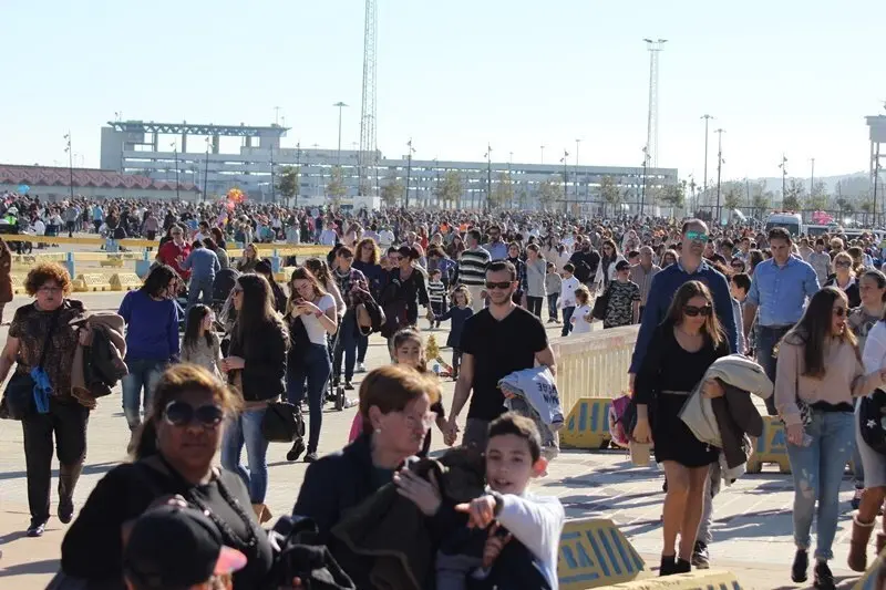 Las mejores im&aacute;genes del Arrastre de Latas 2017 en Algeciras (36)