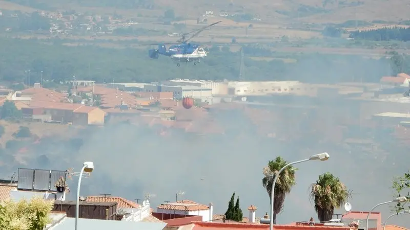 Incendio en La Granja. Fotos de Horasur (2)