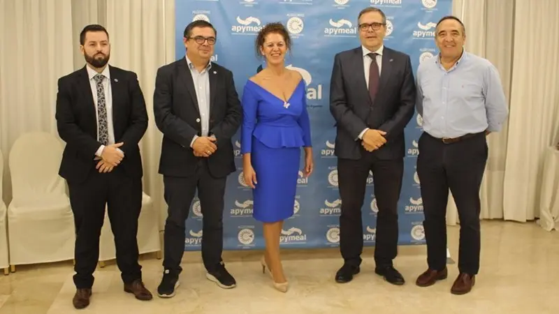 Francisca Rios junto a Goldoni, Villatoro y los hermanos Fenoy
