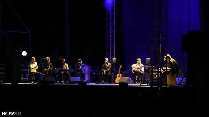Jos&eacute; Carlos G&oacute;mez abre magistralmente el V Encuentro de Guitarra Paco de Luc&iacute;a en el Parque Mar&iacute;a Cristina de Algeciras (6)