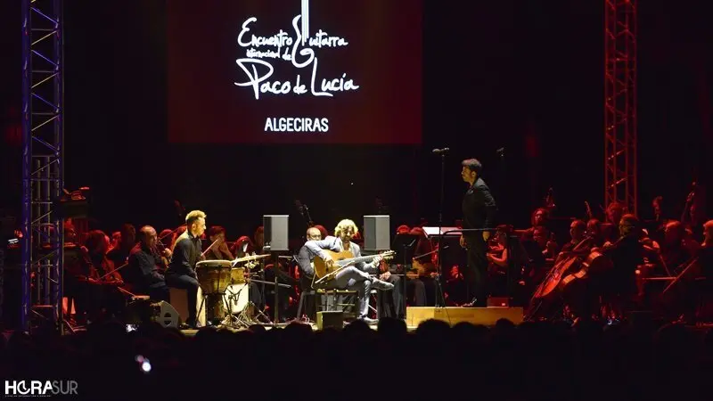 Daniel Casares y la Orquesta Sinf&oacute;nica de M&aacute;laga, brillantes en el cierre del V Encuentro de Guitarra Paco de Luc&iacute;a (9)