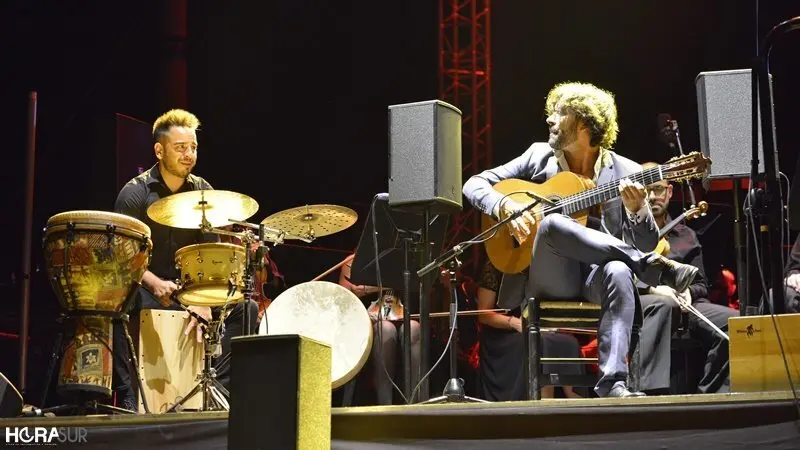 Daniel Casares y la Orquesta Sinf&oacute;nica de M&aacute;laga, brillantes en el cierre del V Encuentro de Guitarra Paco de Luc&iacute;a (10)