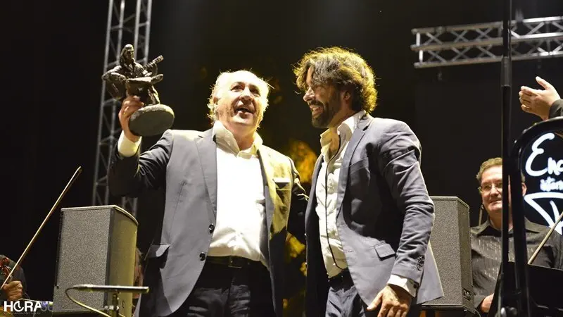 Daniel Casares y la Orquesta Sinf&oacute;nica de M&aacute;laga, brillantes en el cierre del V Encuentro de Guitarra Paco de Luc&iacute;a (11)
