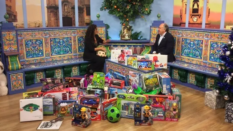 Un a&ntilde;o m&aacute;s la televisi&oacute;n municipal, Onda Algeciras, celebra la tradicional campa&ntilde;a solidaria de recogida de juguetes que realiza cada 28 de diciembre