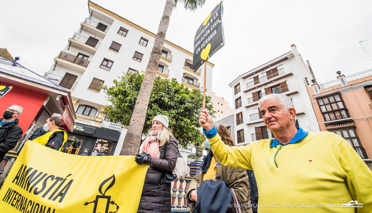Protesta de Amnist&iacute;a Internacional en Algeciras contra la guerra en Ucrania - Tomoyuki Hotta (6)