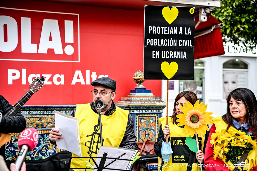 Protesta de Amnist&iacute;a Internacional en Algeciras contra la guerra en Ucrania - Tomoyuki Hotta (11)