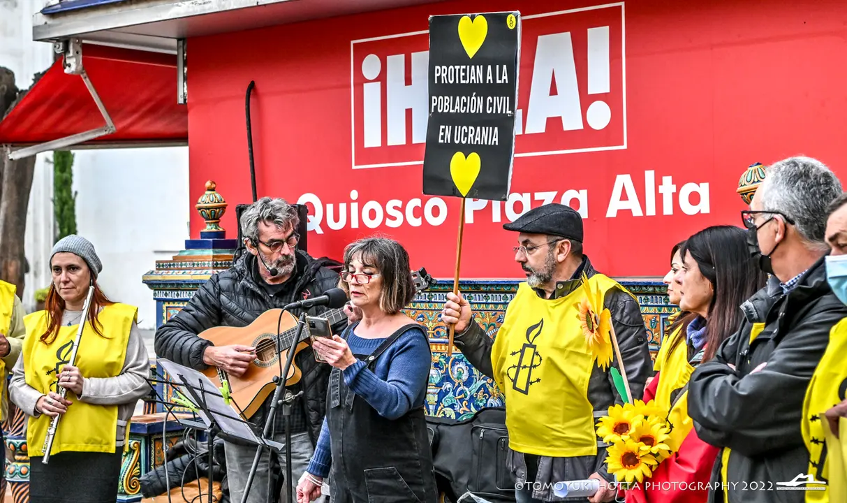 Protesta de Amnist&iacute;a Internacional en Algeciras contra la guerra en Ucrania - Tomoyuki Hotta (14)