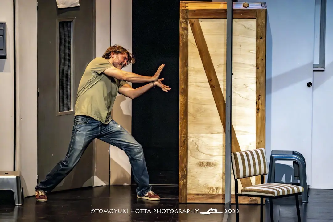 Abre f&aacute;cil. Foto Tomoyuki Hotta (19)
