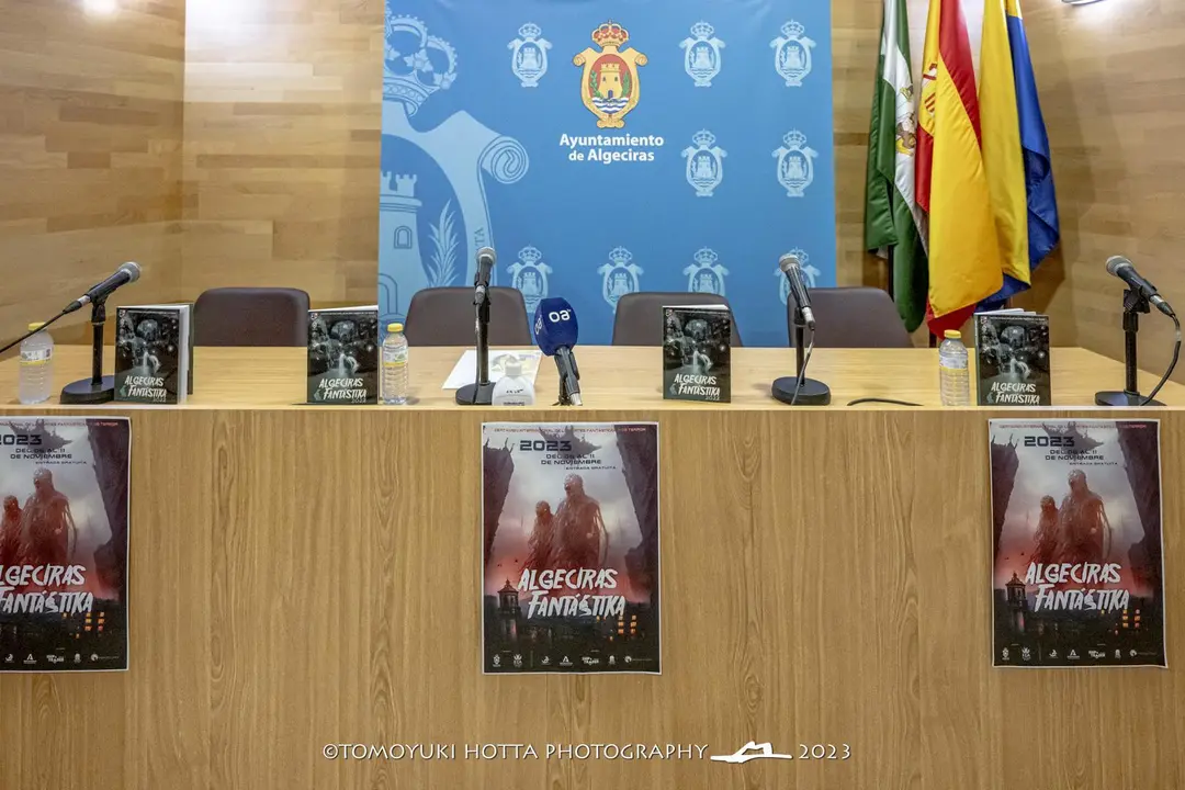 ALGECIRAS FANTASTIKA PRESENTACION DE LIBRO 2022 (4)