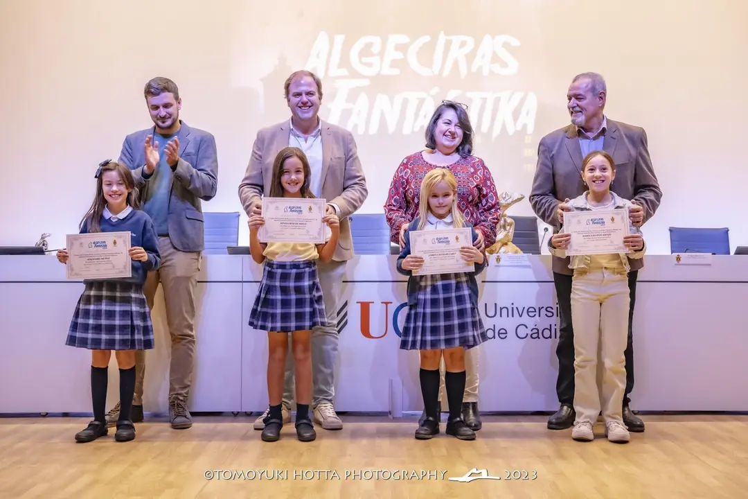 Peque&ntilde;os M&iacute;sticos. Foto Tomoyuki Hotta (25)