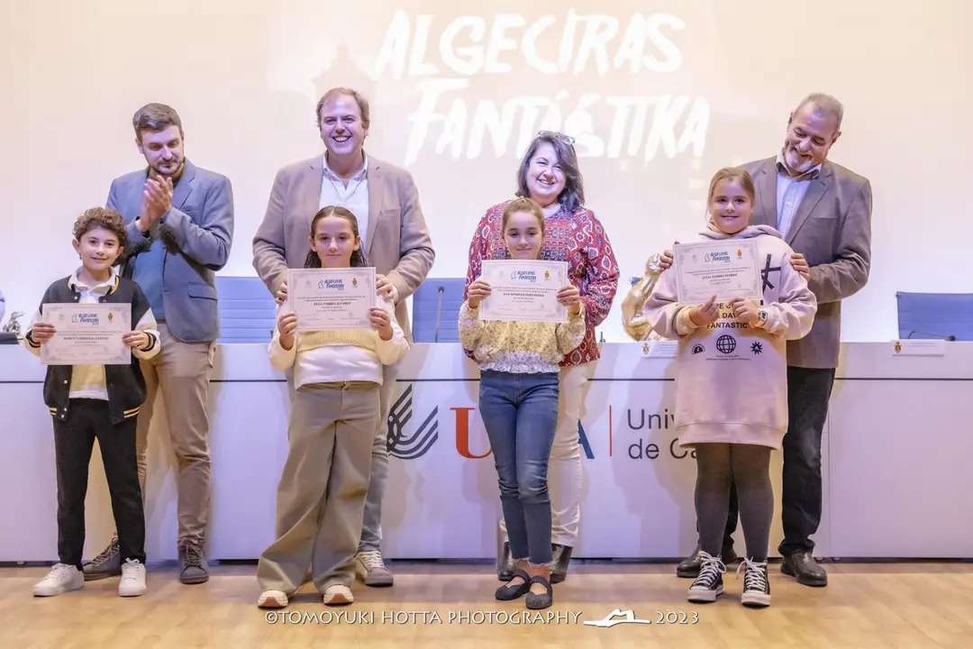 Peque&ntilde;os M&iacute;sticos. Foto Tomoyuki Hotta (29)