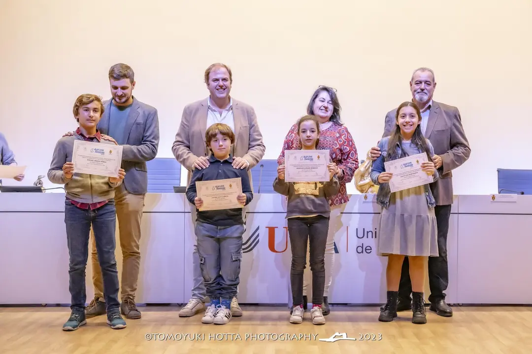 Peque&ntilde;os M&iacute;sticos. Foto Tomoyuki Hotta (30)