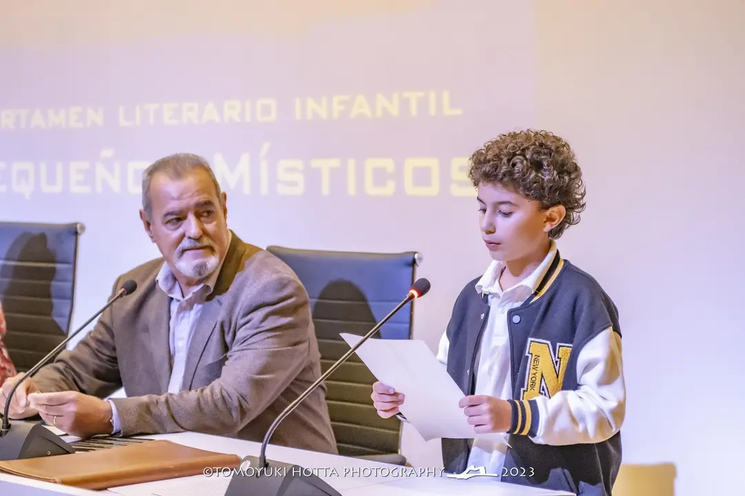 Peque&ntilde;os M&iacute;sticos. Foto Tomoyuki Hotta (37)