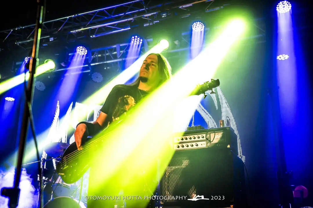 Metalkrusa. Foto Tomoyuki Hotta (8)