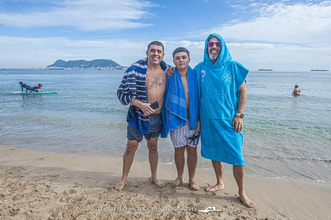 &Uacute;ltimo ba&ntilde;o del a&ntilde;o. Foto Tomoyuki Hotta (48)
