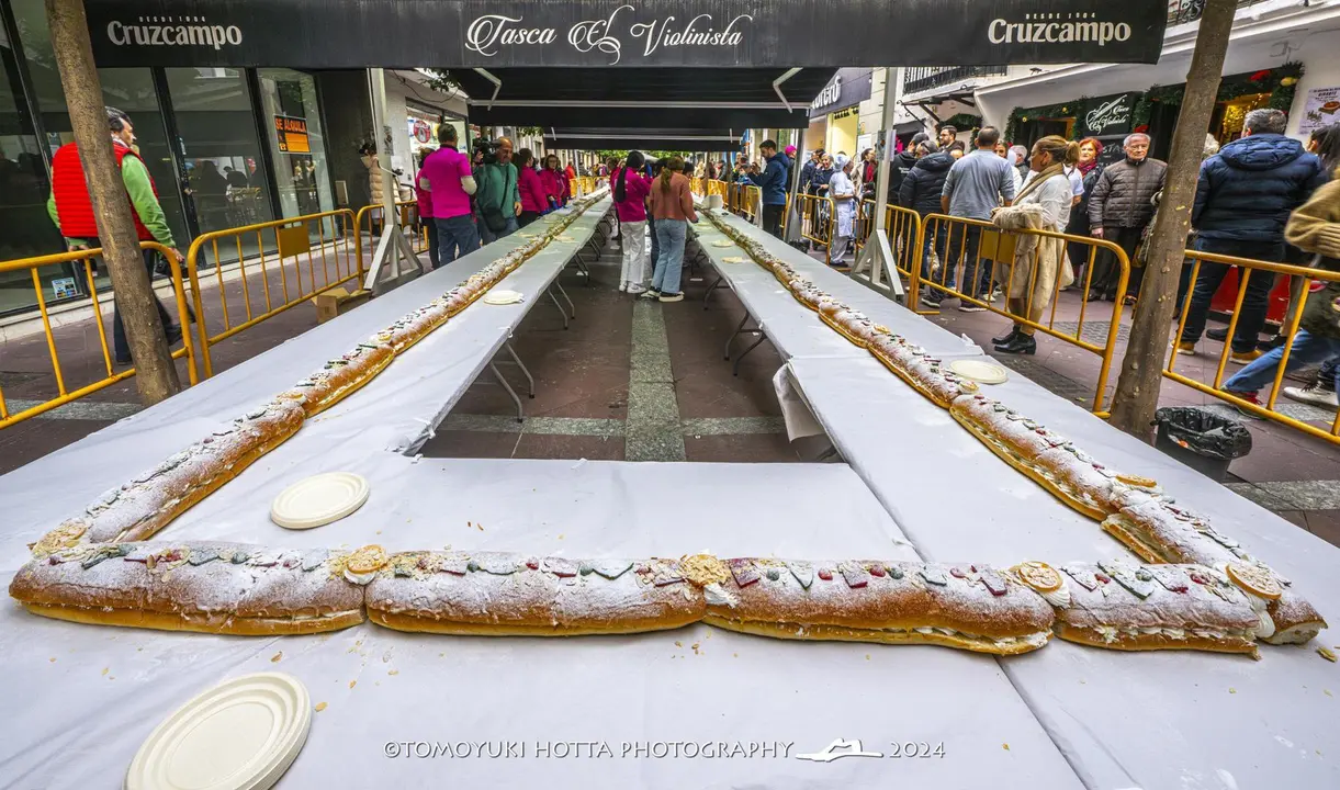 Rosc&oacute;n de Reyes Gigante. Foto Tomoyuki Hotta (7)