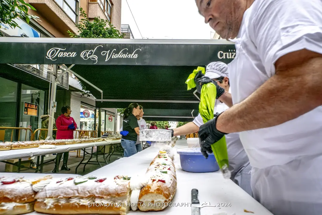 Rosc&oacute;n de Reyes Gigante. Foto Tomoyuki Hotta (23)