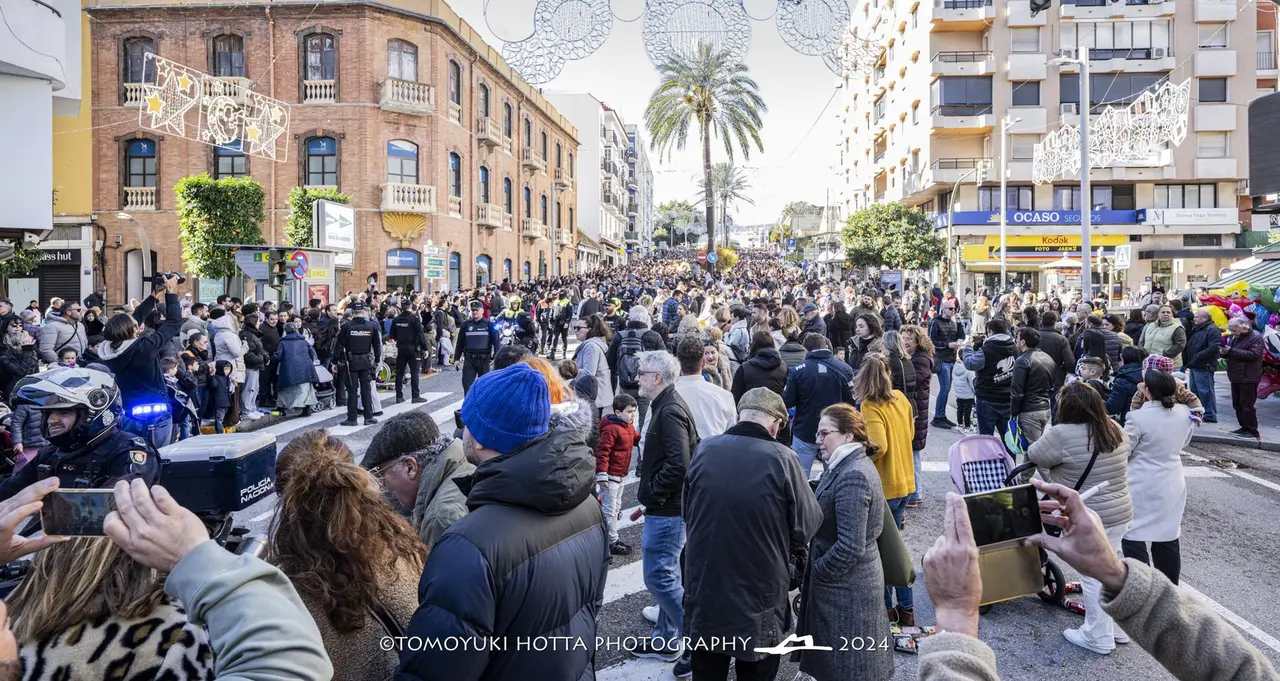 Arrastre de latas. Foto Tomoyuki Hotta (67)