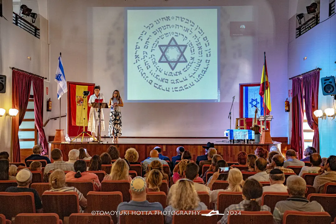 Homenaje a las v&iacute;ctimtas. Foto Tomoyuki Hotta (4)