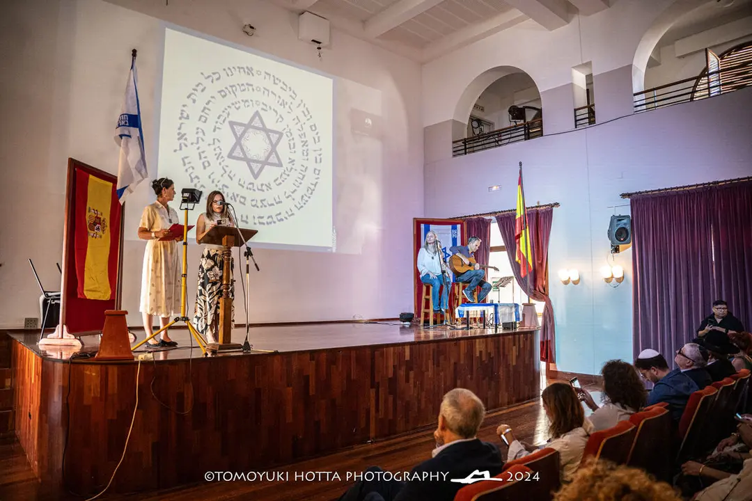 Homenaje a las v&iacute;ctimtas. Foto Tomoyuki Hotta (5)