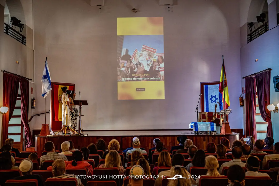 Homenaje a las v&iacute;ctimtas. Foto Tomoyuki Hotta (6)
