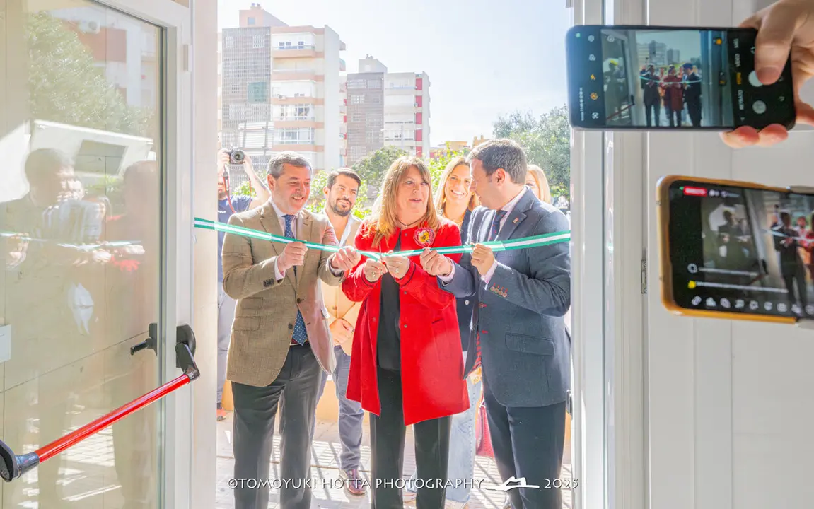 Inauguraci&oacute;n local de Apadis. Foto Tomoyuki Hotta (35)