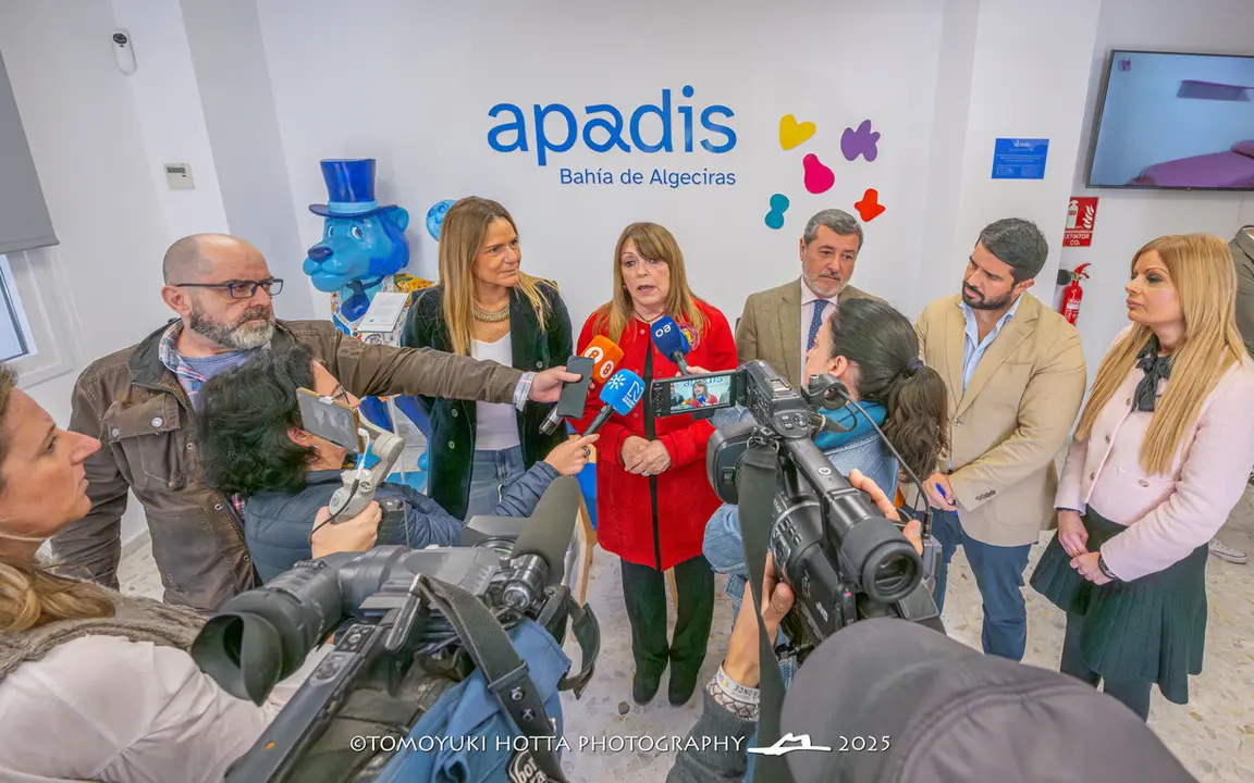 Inauguraci&oacute;n local de Apadis. Foto Tomoyuki Hotta (45)