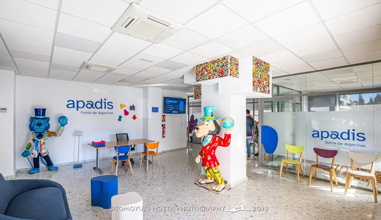 Inauguraci&oacute;n local de Apadis. Foto Tomoyuki Hotta (48)