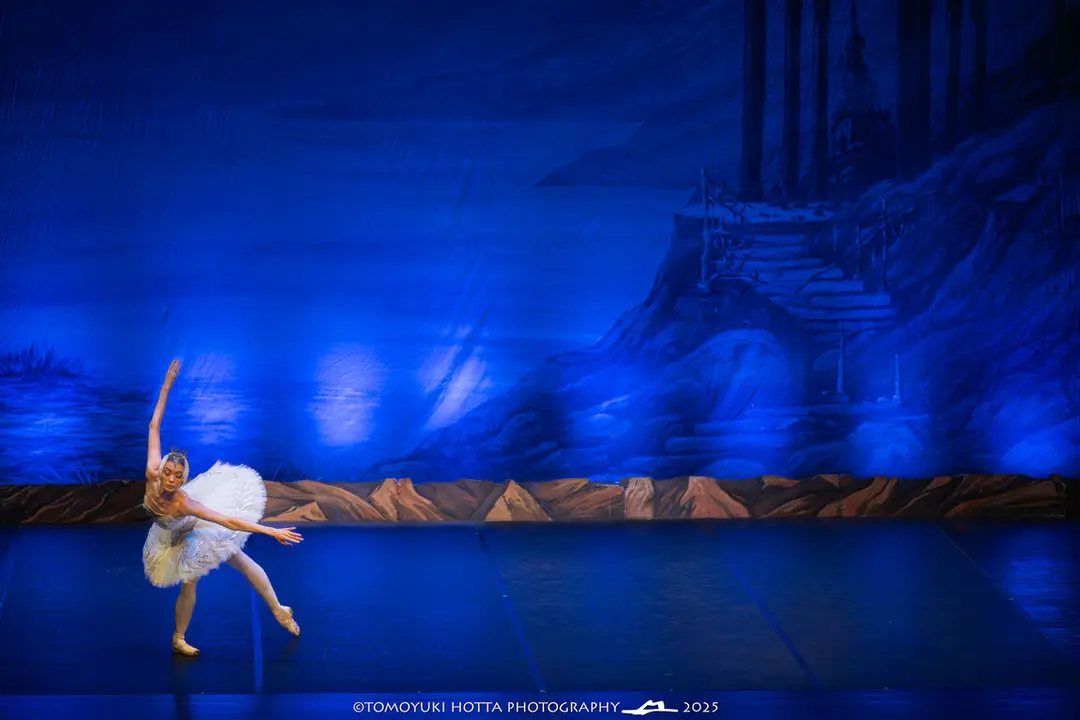 El Lago de los Cisnes. Foto Tomoyuki Hotta (9)