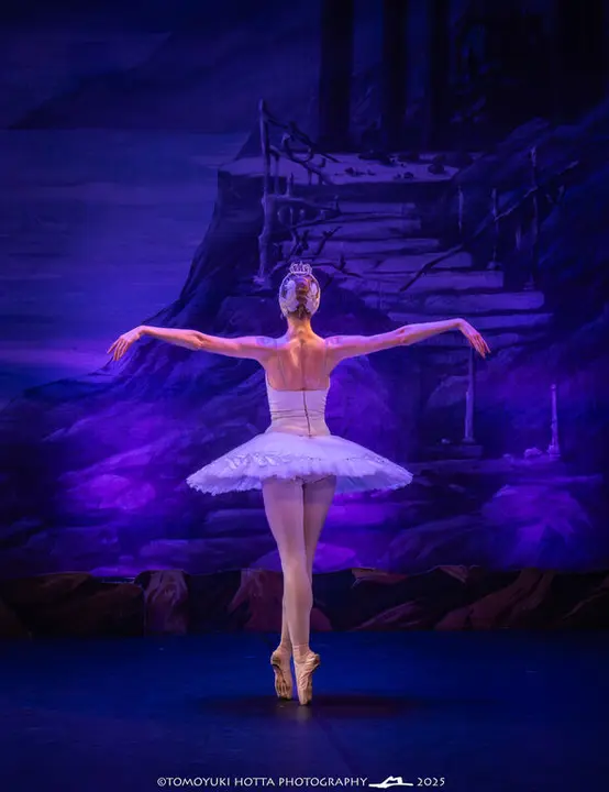 El Lago de los Cisnes. Foto Tomoyuki Hotta (15)