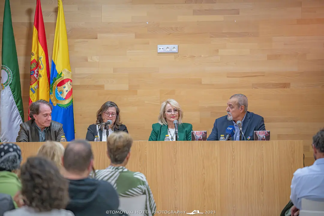 Presentaci&oacute;n Memoria Algeciras Fantastika. Foto Tomoyuki Hotta (11)