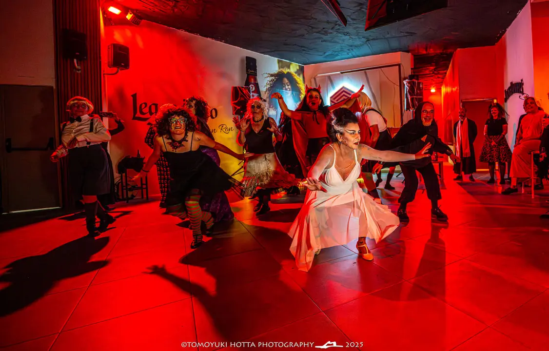 Halloswing. Foto Tomoyuki Hotta (22)