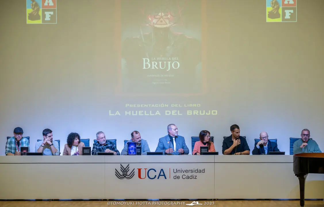 La huella del brujo. Foto Tomoyuki Hotta (6)
