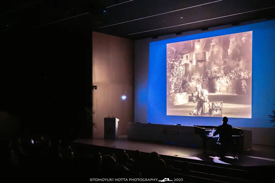 El fantasma de la &oacute;pera. Foto Tomoyuki Hotta (18)