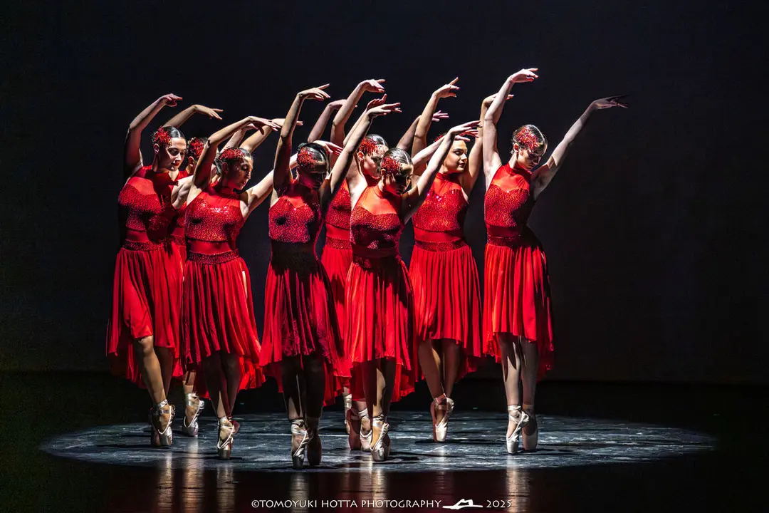 Gala Adagio. Foto Tomoyuki Hotta (4)