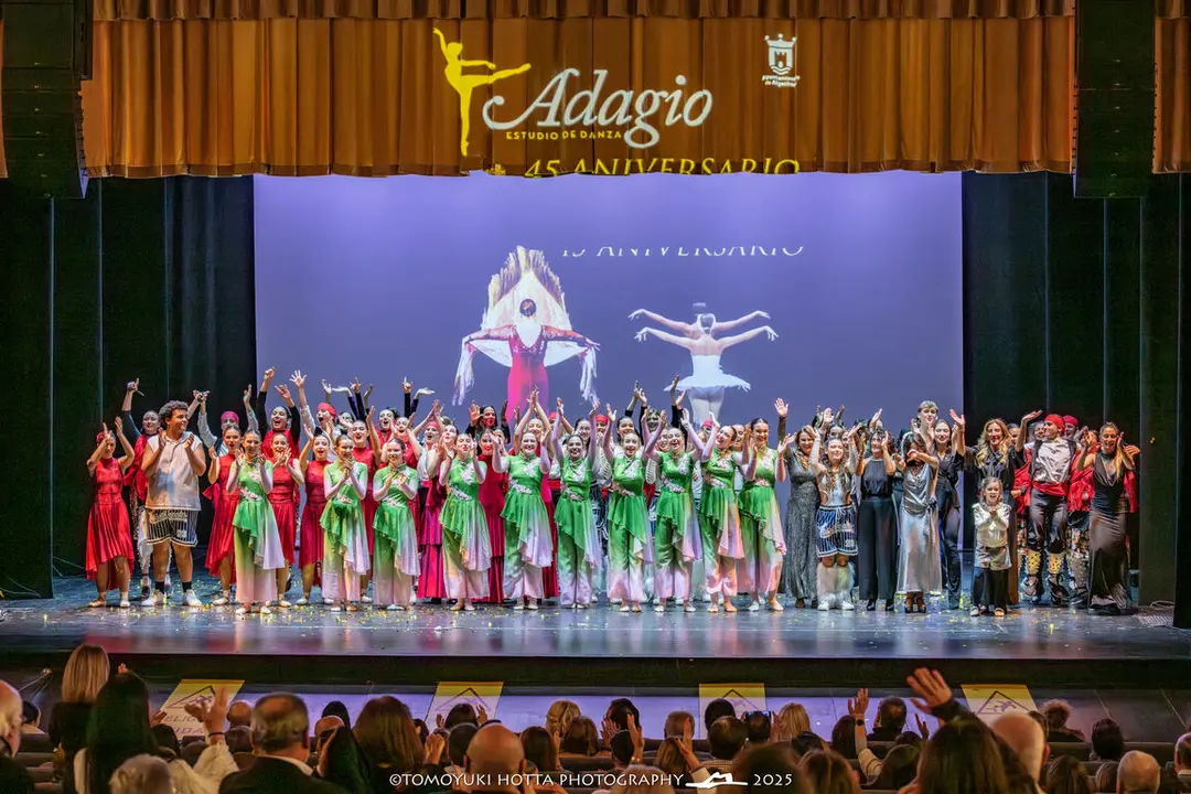 Gala Adagio. Foto Tomoyuki Hotta (17)