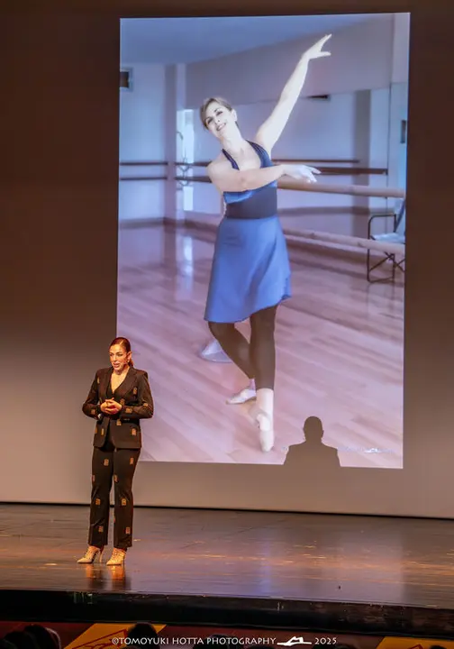 Gala Adagio. Foto Tomoyuki Hotta (19)
