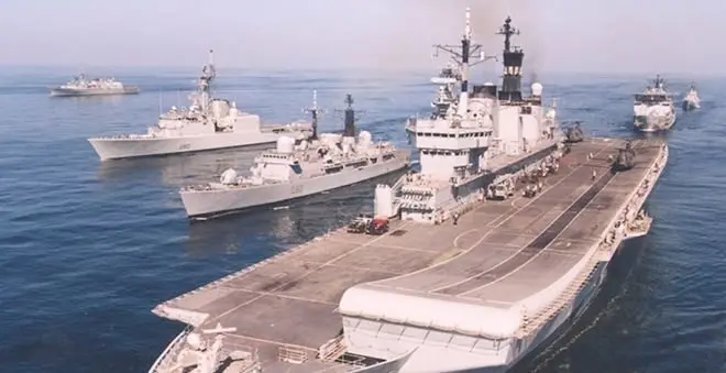 HMS Illustrious R-06