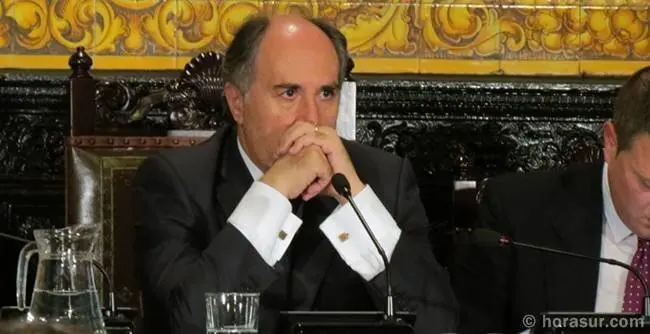 Landaluce en el Pleno de Presupuestos, Dic2013