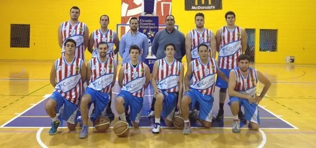 Formaci&oacute;n del CDB Colomer en El Ejido