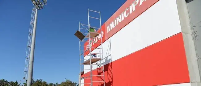 TRABAJOS INSTALACIONES MUNICIPALES