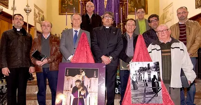 CARTEL SEMANA SANTA 2014 (1)