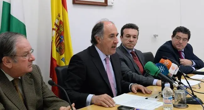 Rueda de prensa AGE