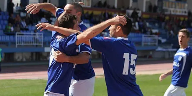 ud melilla-celebracion gol nacho aznar 16-3-14