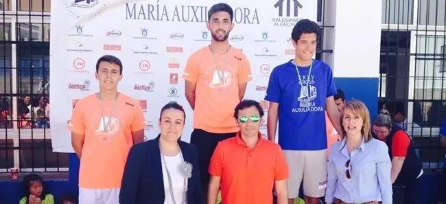 Cross Mar&iacute;a Auxiliadora