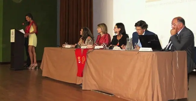 acto de graduacion de alumnos del cuesa