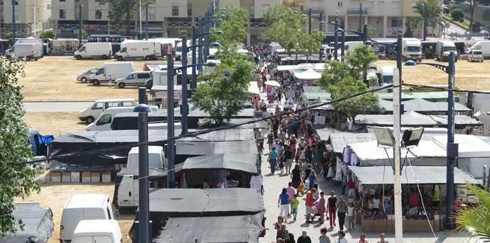Mercadillo en el Parque Feria, Jul2013