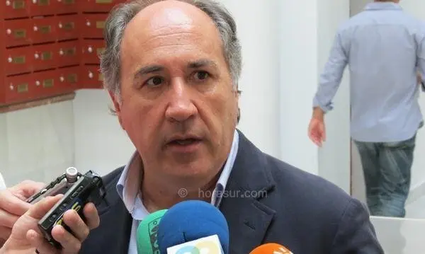 Landaluce, Prensa Abr2013