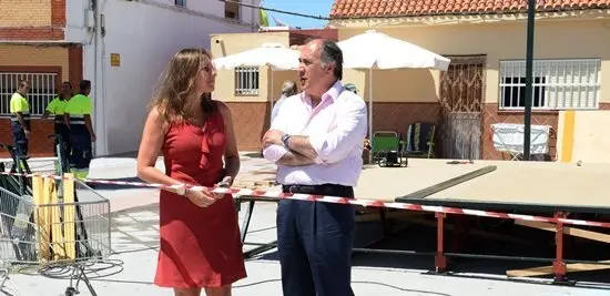 preparativos para la romeria de la palma
